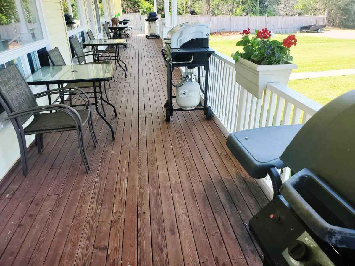 Boardwalk Motel Cavendish Extérieur photo